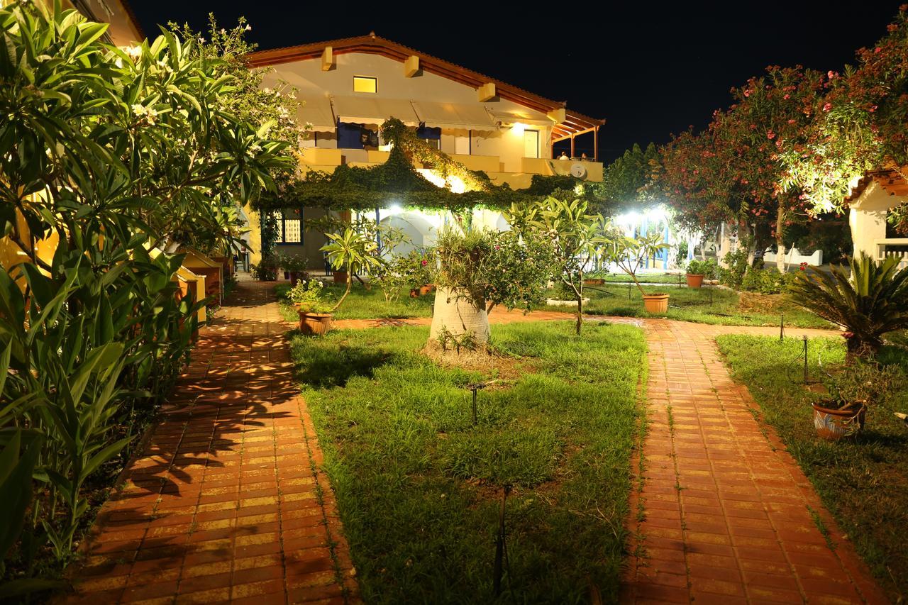 Vias Hotel Neápolis Exterior foto